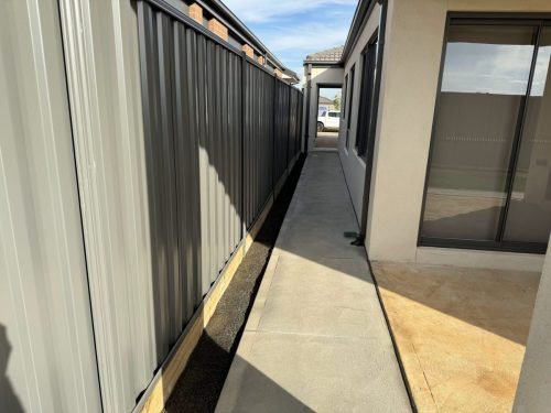 concrete slab laying - digger guru 1