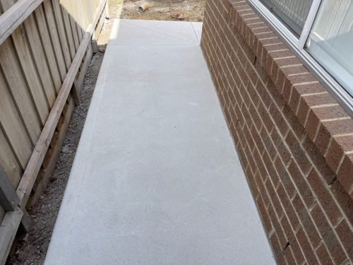 concrete slab laying - digger guru 1