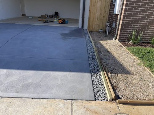 concrete slab laying - digger guru 1