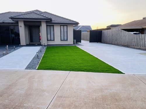 concrete slab laying - digger guru 1